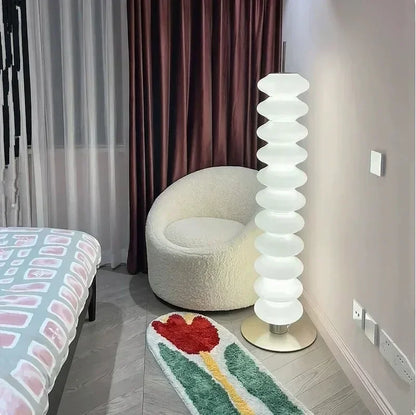 Lampadaire LED design danois en forme de gourde